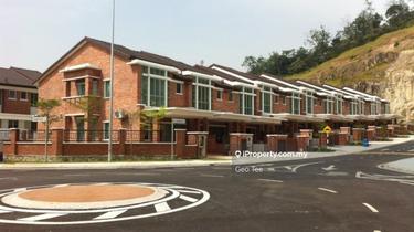Double storey sg long 1