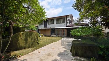 Old bungalow for refurbishment  1