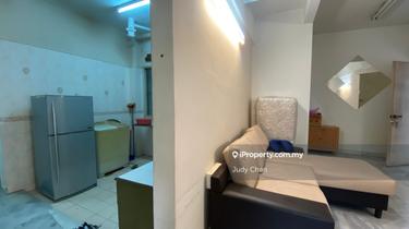 Goodyear Court 10 Usj15 Subang Jaya Bu800sf - Partially Furnished 1