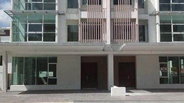 Renovated 3-stry Semi-D, Jacaranda Garden Residence  1