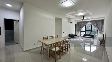 Fully Furnished 4 Bedrooms 2 Bathrooms 2 Car Parks, Near Empire City 1