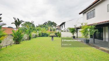 Bangsar Charming 2-Storey Bungalow with Lush Green Land 1