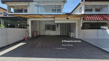 Ample Street Parking Spaces 1