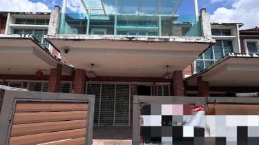 2 Storey House, Fully Renovated 1