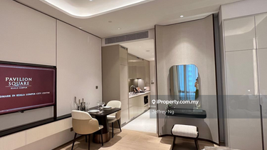 Luxury lifestyle Pavilion Square 1