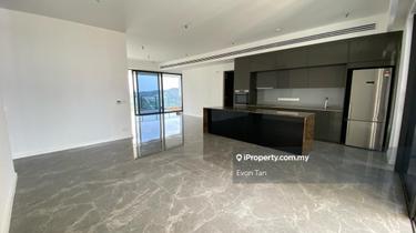 A Luxury Stay by the Lake in Desa Parkcity  1