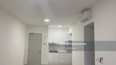 Fully Aircons service! Many type unit in hand! 1