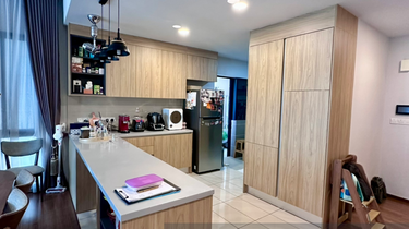 Spacious 3 Bedrooms  1
