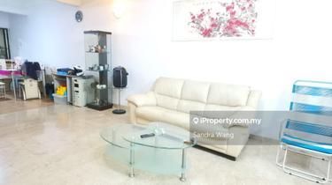 Owner stay, Near big park 1