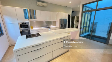 Nice Bungalow, Near Mont Kiara International School 1