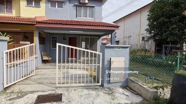 Taman Puncak Jalil Jalan Puj 2 Puj 5 @  2 sty terrace End lot 1