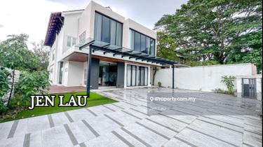 Peaceful Dwelling And Tranquil Setting 1
