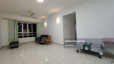 Facing Gold Course 3room Unit for Sale with Tenancy. 1