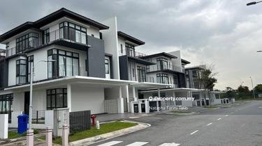 Beautiful 3 Storey Semi-D House in Putrajaya 1