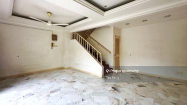 The Perfect Home for the Perfect Blend of Convenience & Sub Urban Life 1