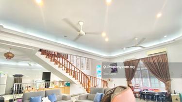 2.5 sty Gated Guarded Well Maintained Home with Solid Structure  1