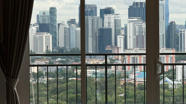 Brand new unit subsale & developer unit available 1