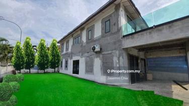 Gated Guarded 2sty Corner House For Sale 1