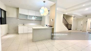 2.5 storey corner renovated house near Bandar Puteri Puchong cheap  1