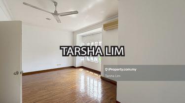 24 hrs gated guarded quiet basic house good for upgrade & renovation 1