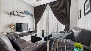 Modern Urban Living with Iconic Skyline Views at Kuala Lumpur 1