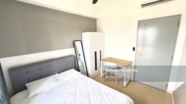 Fully Furnished Medium Room, 1st Mar Move In! Free Shuttle Kepong MRT 1