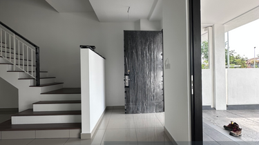 Bukit raja house for sales  1