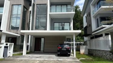 Cooling and Quite Environment Surrounding Greenery  1