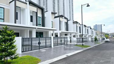 Near Playground Extra Parking Freehold Bandar Kinrara Bk8 Legasi 3 & 4 1
