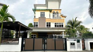 Renovated 3 Storey Bungalow Avenue 4 Bandar Tun Hussein Onn Cheras. 1