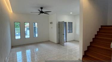 Freehold 2 Storey House Bandar Puteri Klang Gated Security Guard Cover 1