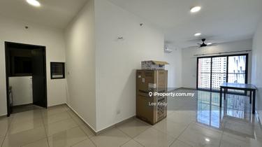Partial Furnished With Balcony 3 Bedrooms Near Empire City Mall PJ 1