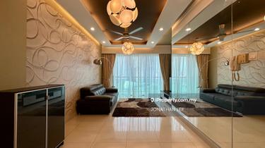 Nicely designed 2 bedrooms with unblocked view right above Publika 1