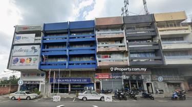 5 storey shop, Facing main road 1