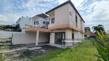 Sandy Park Taman Corner Terrace 1