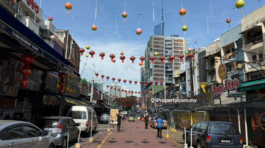 Ground  Floor Shop Excellent Locaton For Sale 1