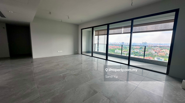 Beautiful Golf View 1