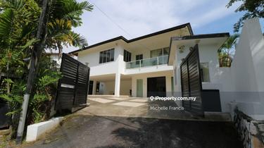Bright and Spacious Home in Damansara Heights 1