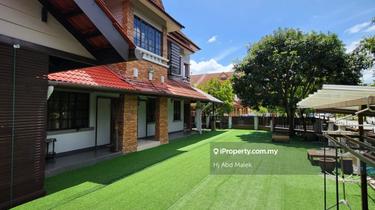 Semi-D Corner Lot @ Bandar Nusaputra. Urgent to Sell 1