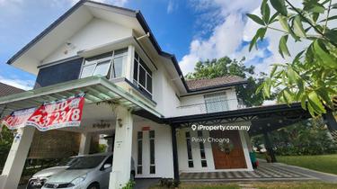 Corner bungalow! 1