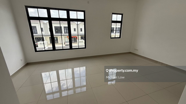 Executive Unit for Rent Tate @ Eco Botanic 1