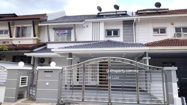 Newly renovated superlink double storey terrace in Sunway Kayangan 1