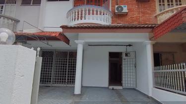 Fully Extended Double Storey Taman University Indah For Sale 1