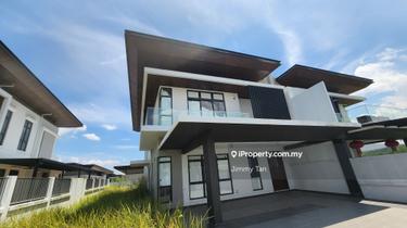 Semi D With Huge Land Area  45x110, Hampton Residences Sungai Buloh 1