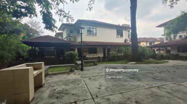 End lot Sri Damai terraced house near by Columbia Hospital  1