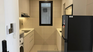 Many unit in this condo , specialist agent  1