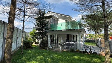 Fully Renovated , view to appreciate !  1