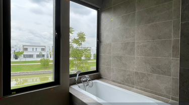 Brand New 2 Sty Lakeside & Garden homes Elemen Residence Intermediate 1
