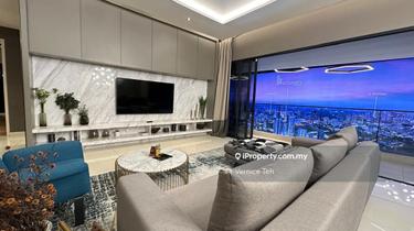 Prime Location, Brand New Unit, Short Walk to Mid Valley 1