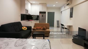 Superb Deal. Walk to KLCC, LRT. Many Units Available for Options! 1